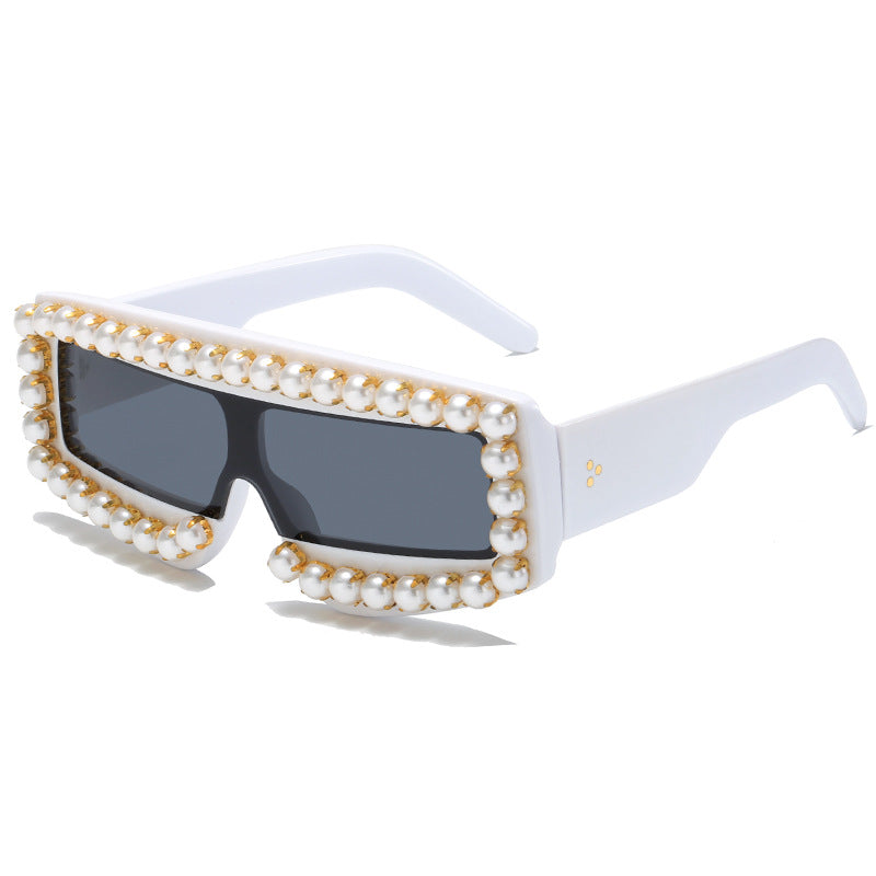 Women's fashionable sunglasses with pearl appliqués Stornfield
