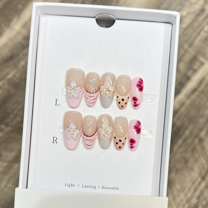 Decorative Floral Stiletto Press-On Nail Set Stornfield