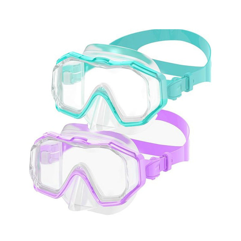 Diving mask with special field of vision and anti-fog technology Stornfield