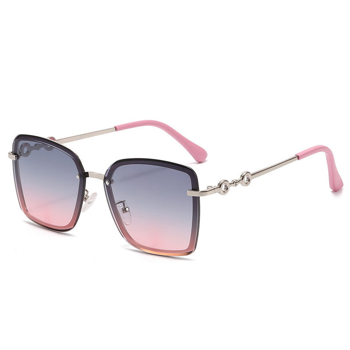 Women's square sunglasses with mirrored lenses and elegant detail Stornfield