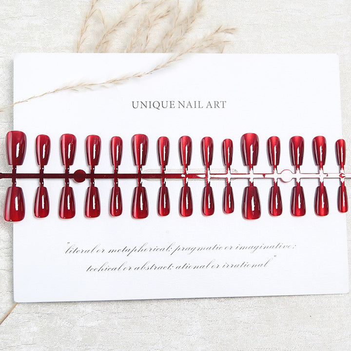 Elegant classic style artificial nails Stornfield