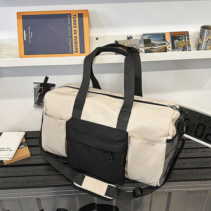 Multifunctional sports and travel bag with flexibility Stornfield