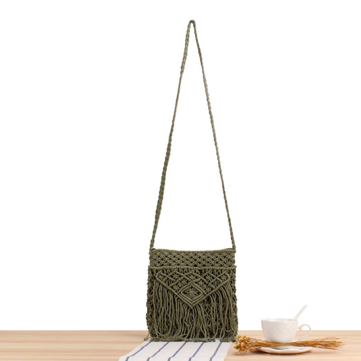Macramé shoulder bag with fringed decoration Stornfield