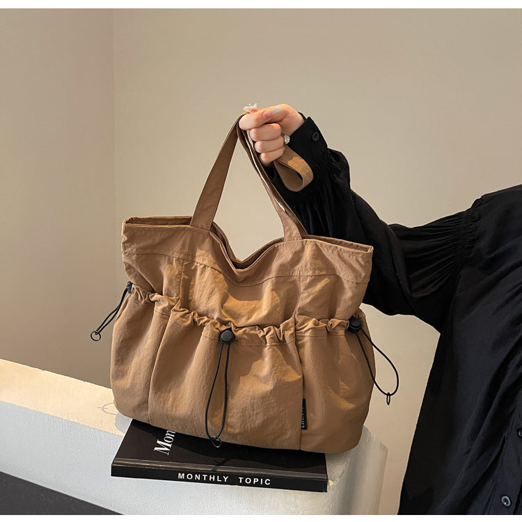 Practical everyday handbag with drawstring Stornfield