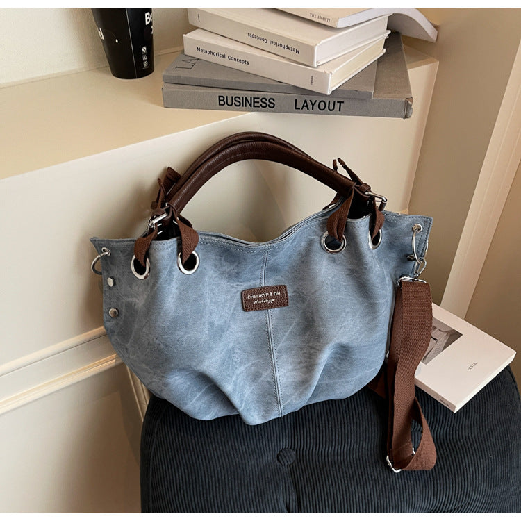 Everyday handbag with innovative carrying system Stornfield