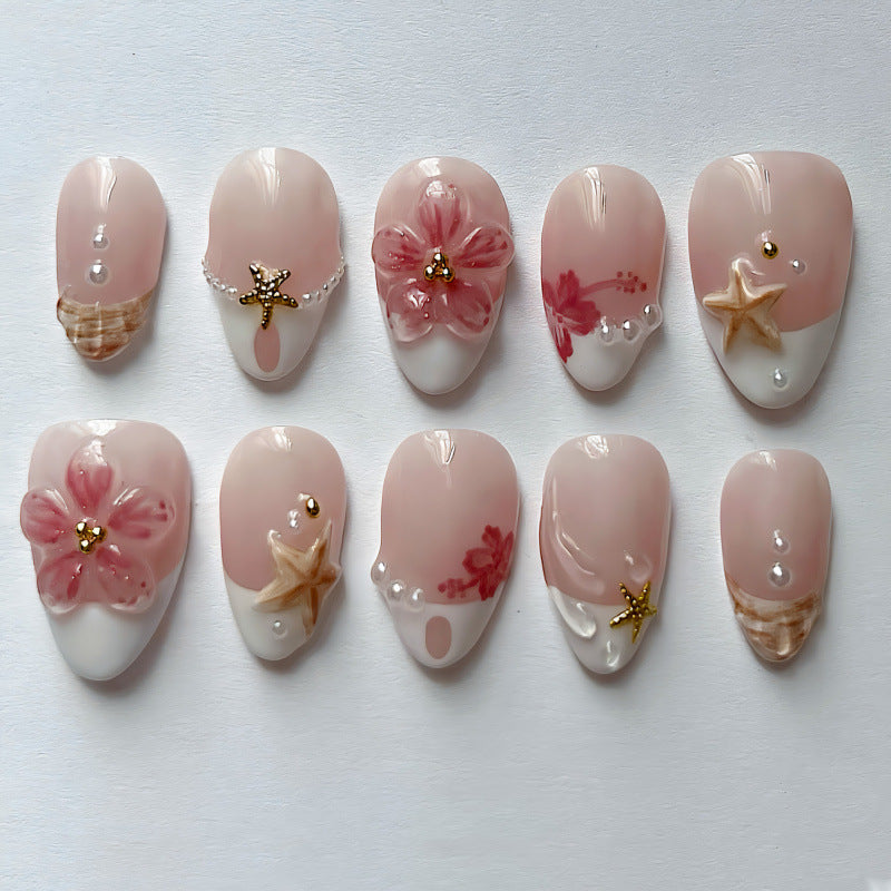 Artistic Seashell Decorated Press-On Nails