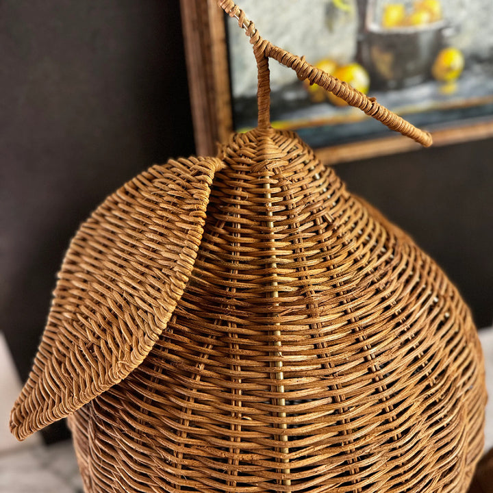 Playful fruit basket with lid Stornfield