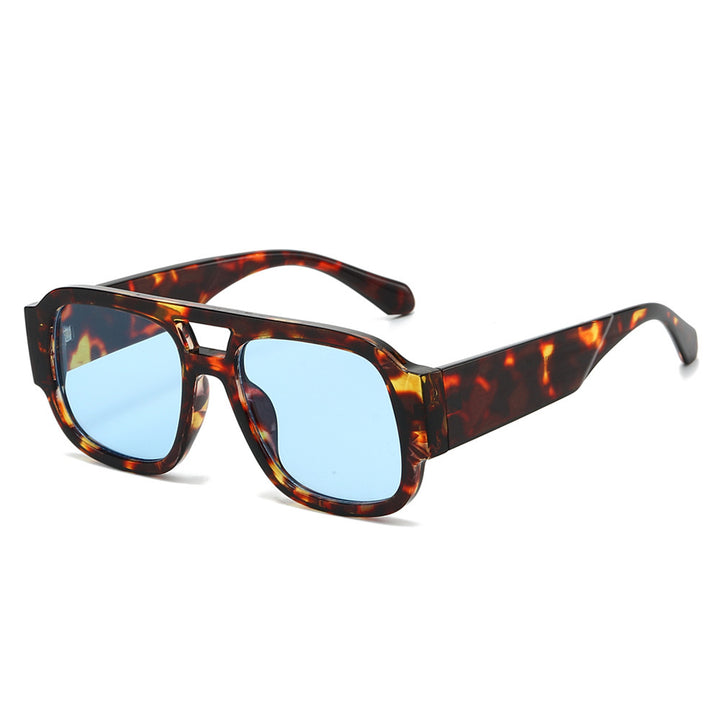 Fashionable Retro-Inspired Square Sunglasses Stornfield