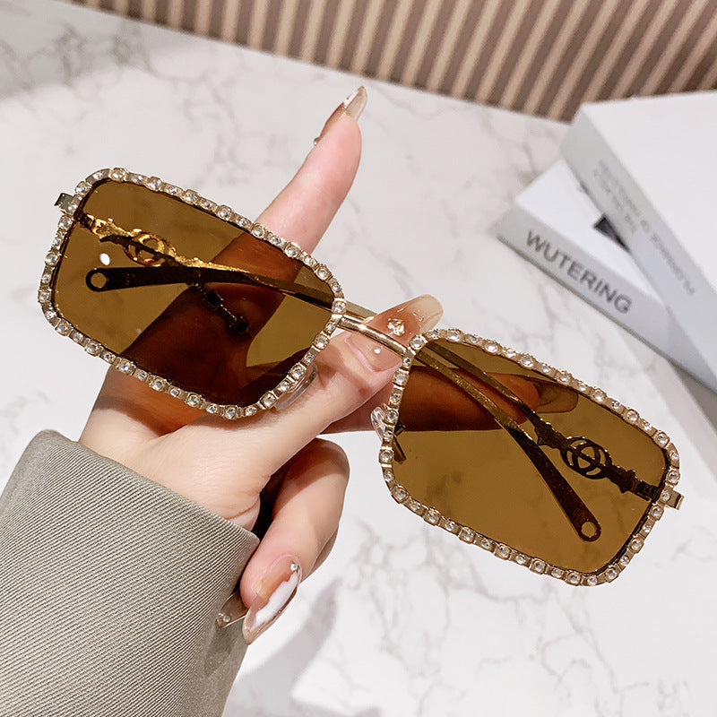 Women's elegant square sunglasses with luxurious rhinestone frame Stornfield