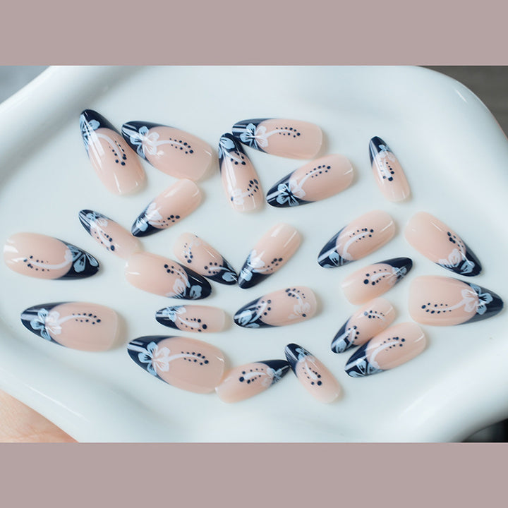 Floral Elegance Acrylic Nail Art Stornfield