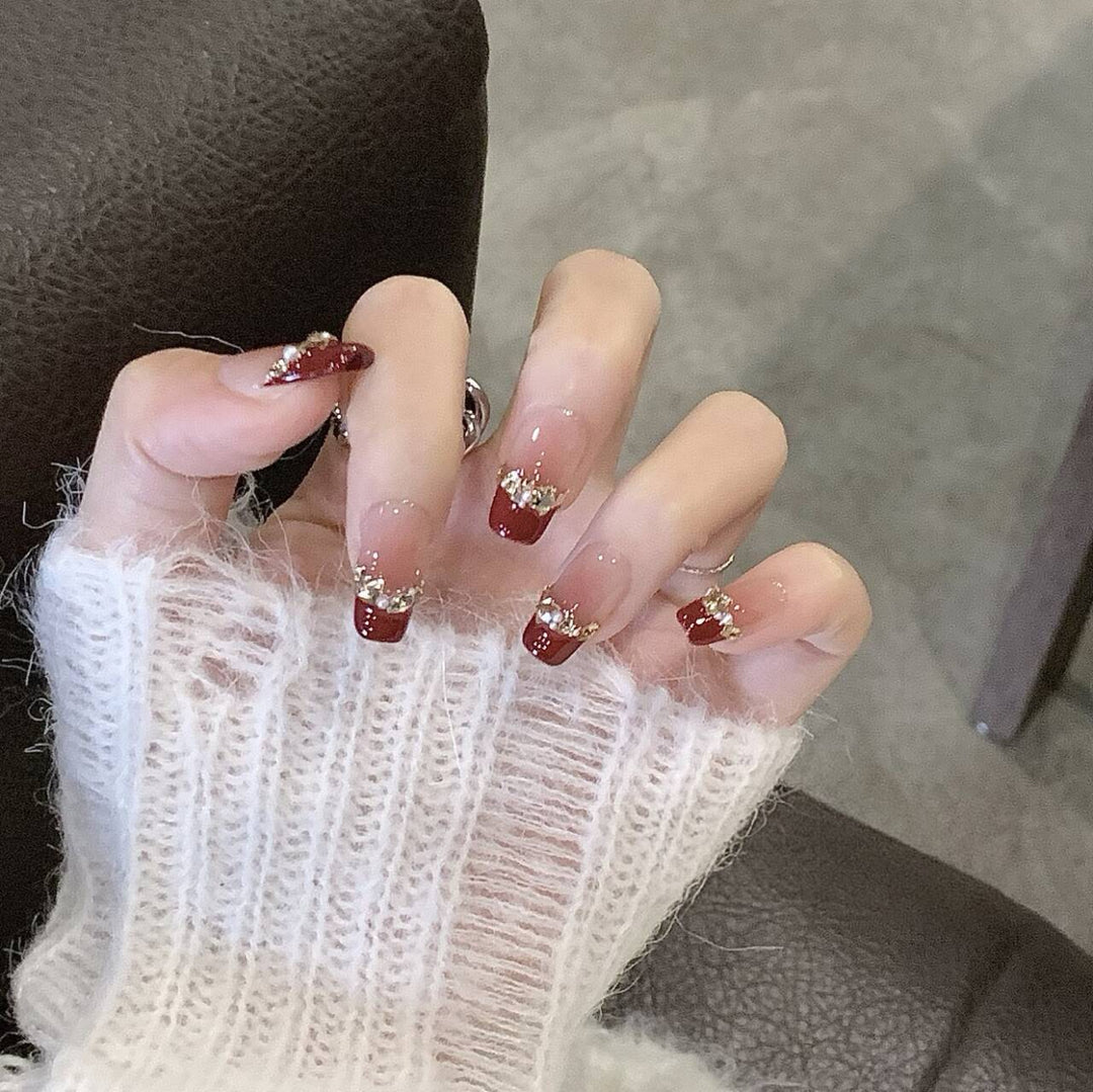 Premium Glamorous Press-On Nail Extensions Stornfield