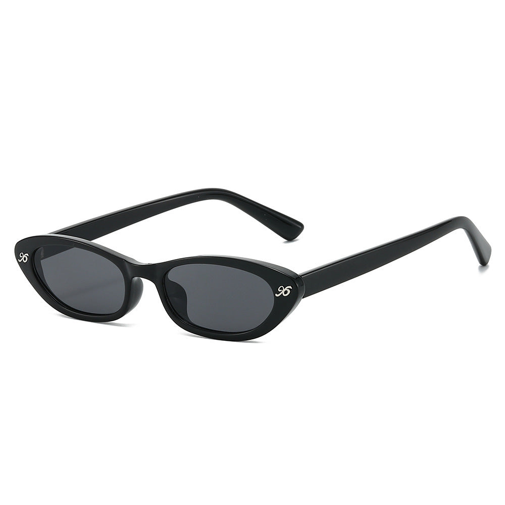 Retro-Inspired Cat-Eye Sunglasses Stornfield