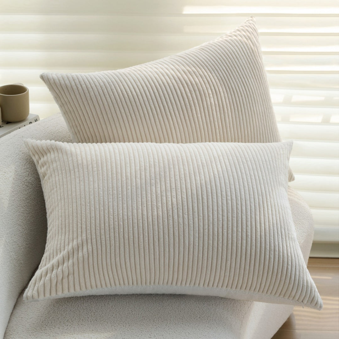 Rectangular corduroy cushion cover with a fine ribbed structure and teddy inner side Stornfield