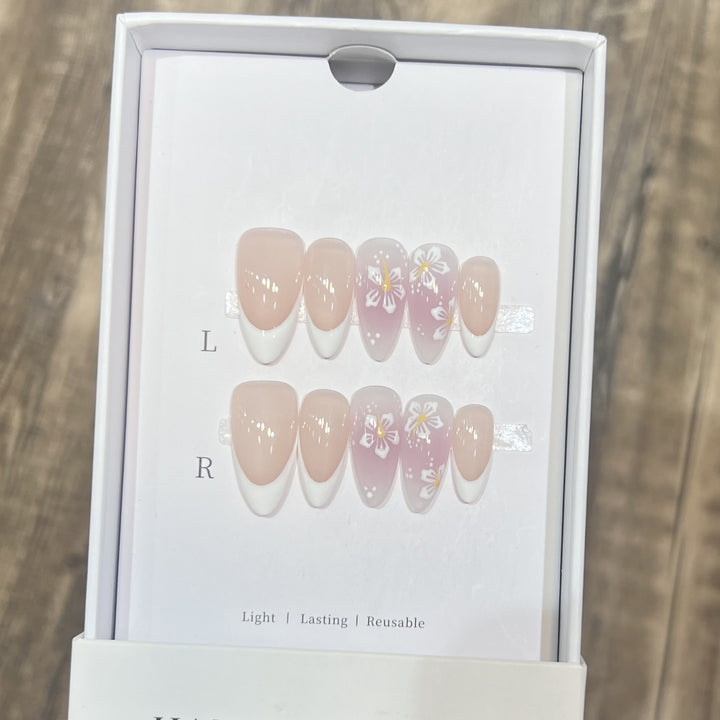 Floral-Design Reusable Press-On Nail Set Stornfield