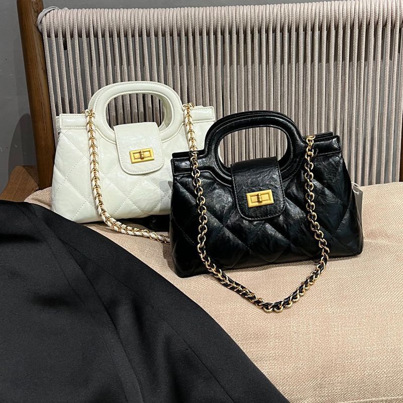 Quilted Elegant Handbag Stornfield
