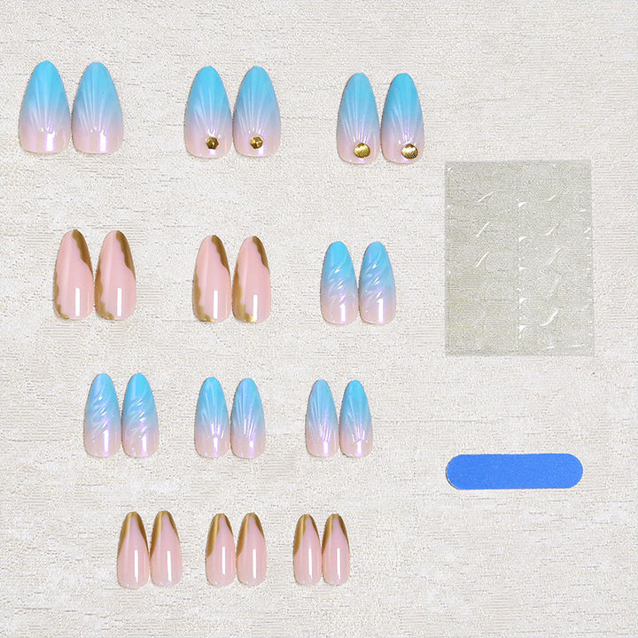 Artificial nails with elegant gradient and golden accents Stornfield