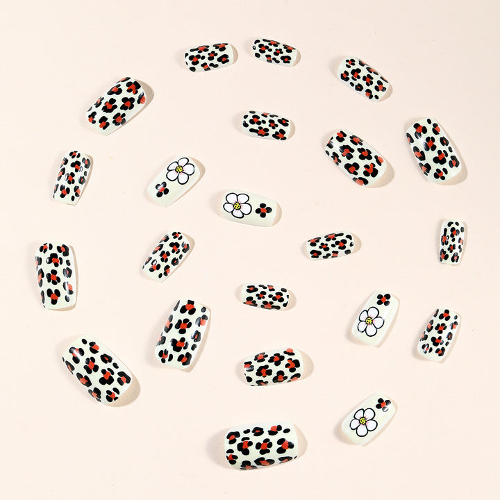 Stylish Leopard Print Acrylic Nail Art Extensions Stornfield