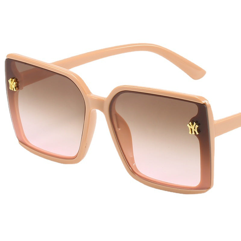 Women's Oversized Sunglasses with Elegant Lenses Stornfield