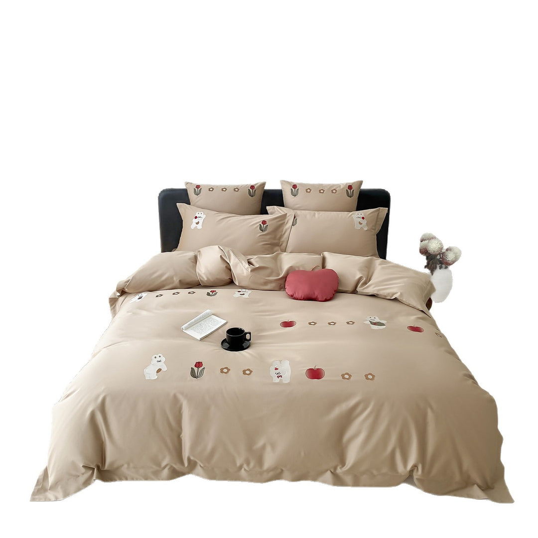 Cotton-Sateen Embroidered Cartoon Apple & Bear Duvet Cover Set with Pillow Shams