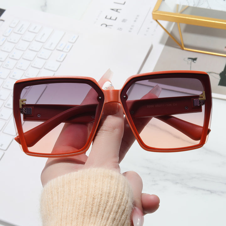 Women oversized sunglasses with distinctive frame Stornfield