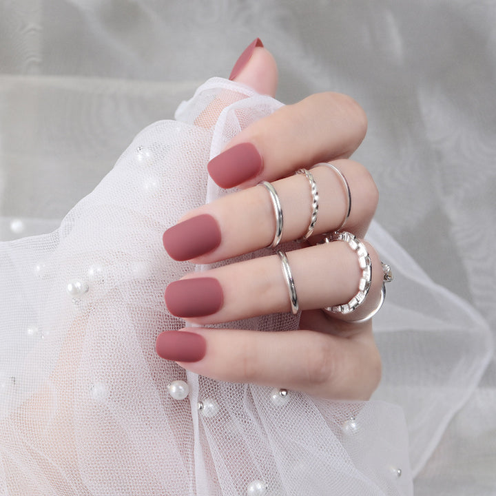 Matte Press-On Nail Set Stornfield