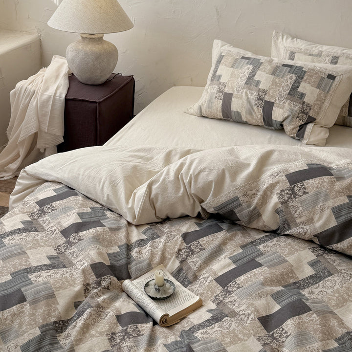Patchwork Quilted Duvet Cover Set with Linen-Blend Percale Pillow Shams