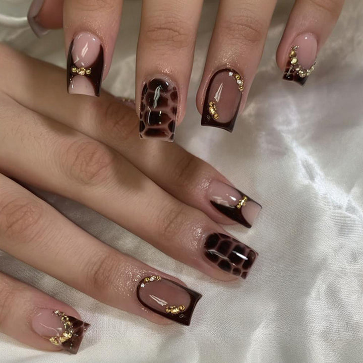 Acrylic nail set with glamorous accents and elegant design Stornfield
