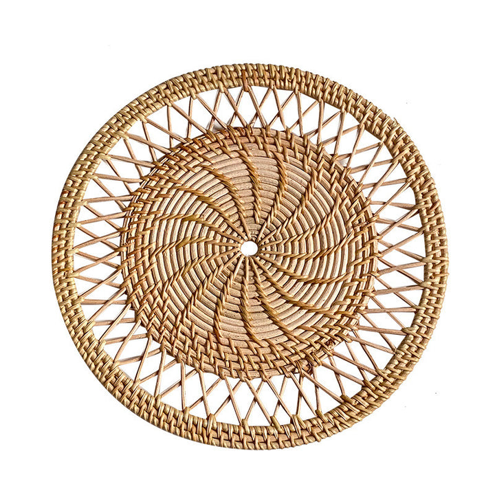Ladies Elegant handcrafted rattan underlay Stornfield