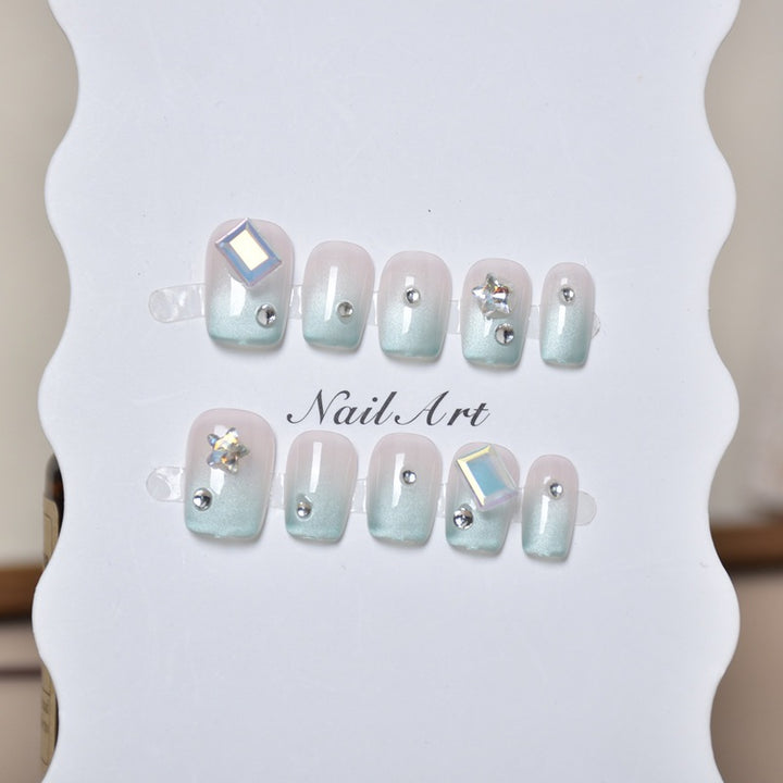 Glittery Press-On Nail Art Set Stornfield