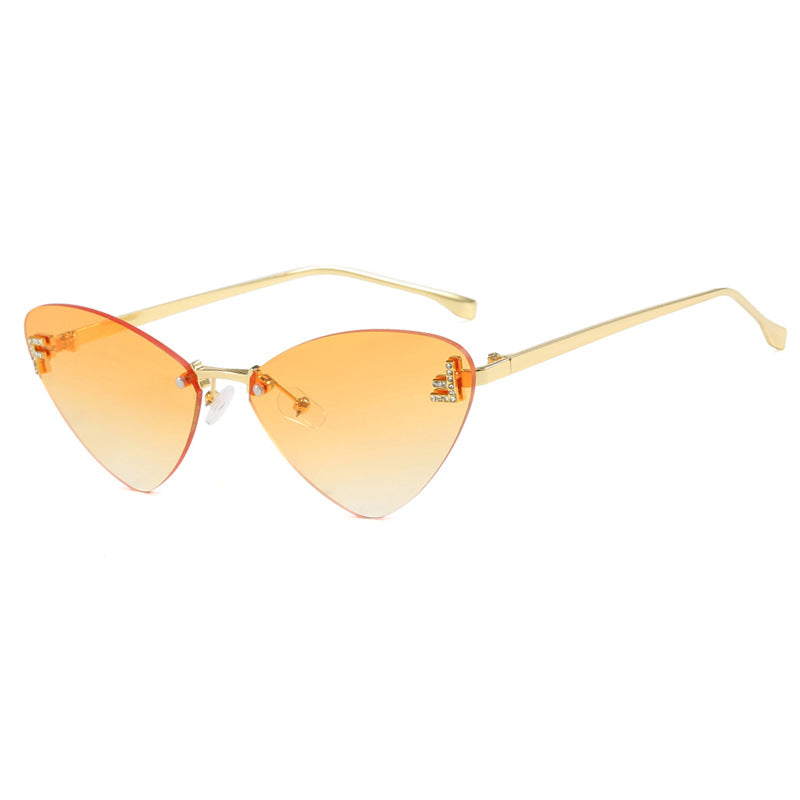 Women's extravagant Cat-Eye sunglasses with sparkling details Stornfield