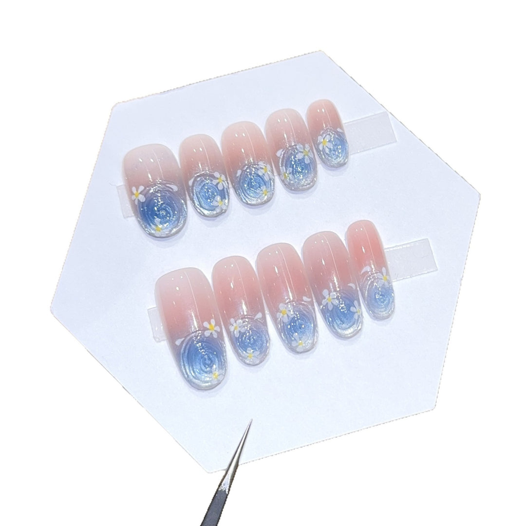 Glamorous Artificial Nails with Floral Design Stornfield