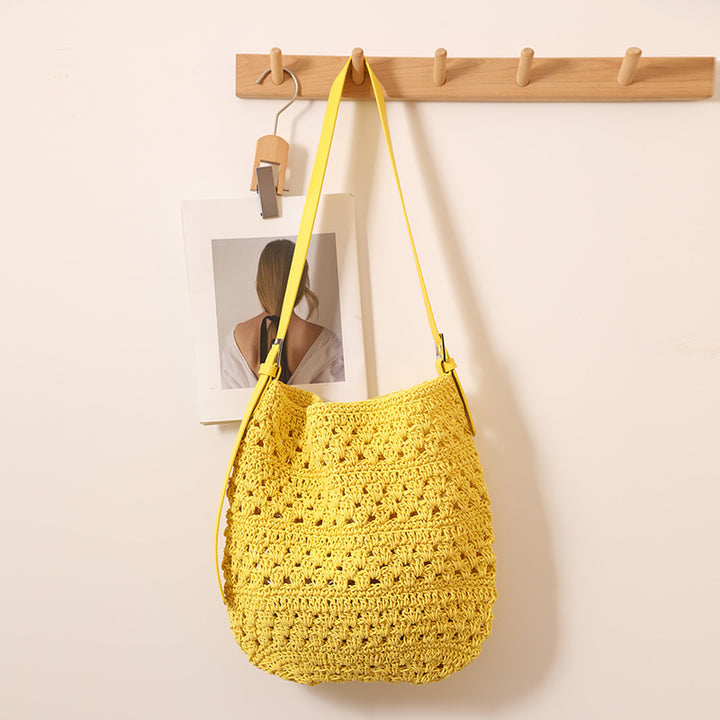 Crocheted shoulder bag with stable straps Stornfield