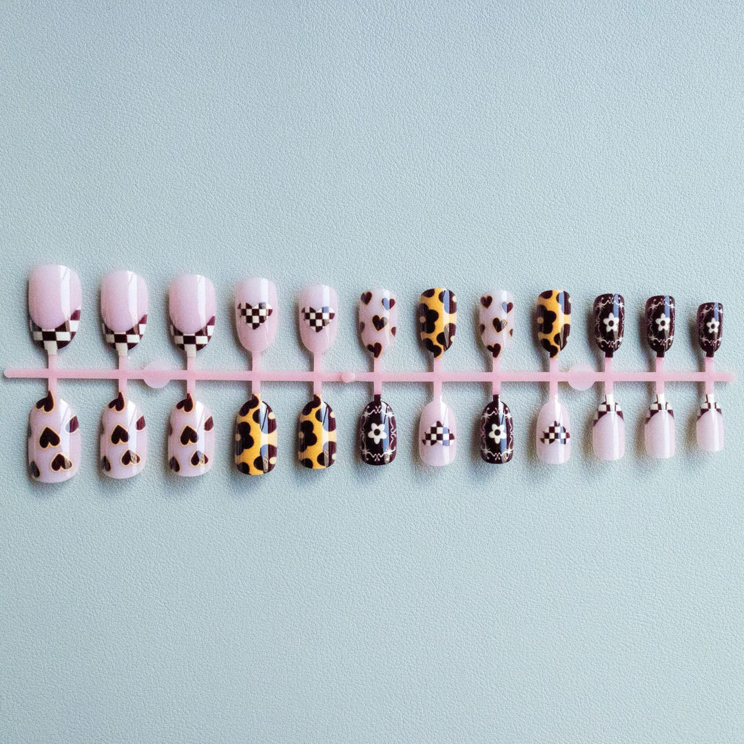 Artistic Acrylic Nail Art Kit