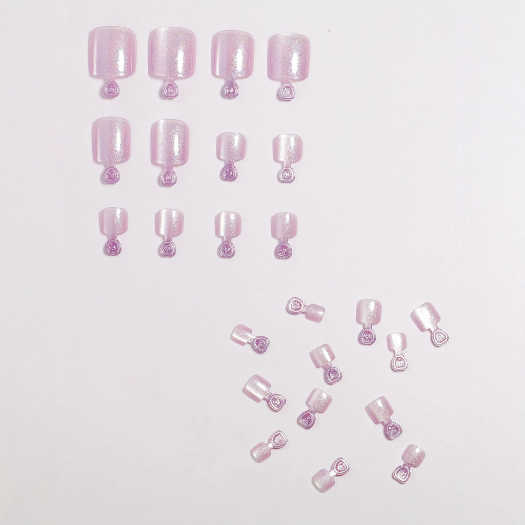 Glimmering Press-On Nail Set Stornfield