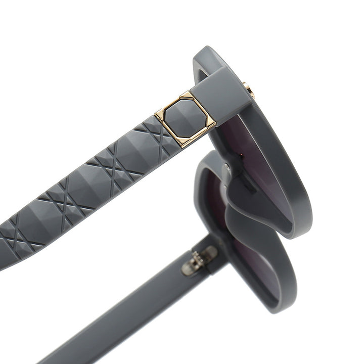 Ladies' sunglasses with a stylish, square frame and elegant details Stornfield