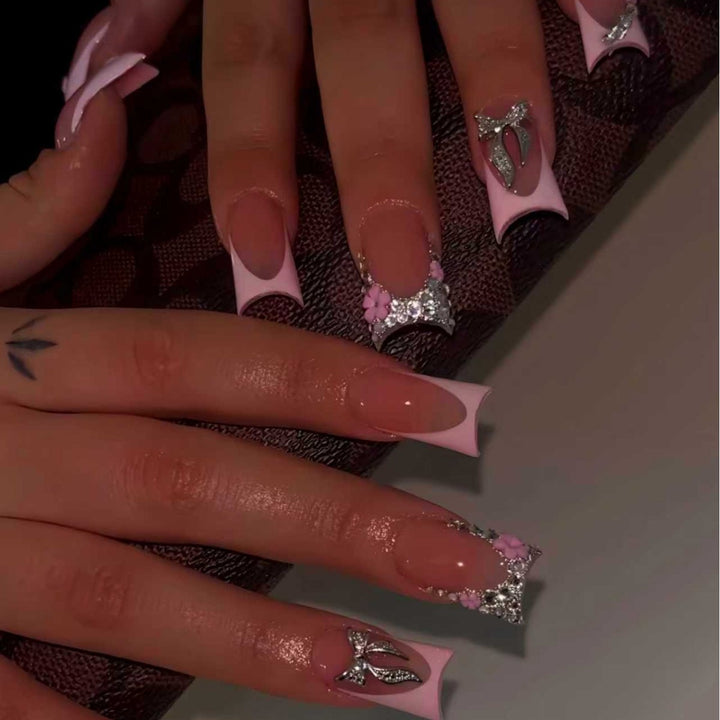 Glamorous Nail Art Extensions Stornfield