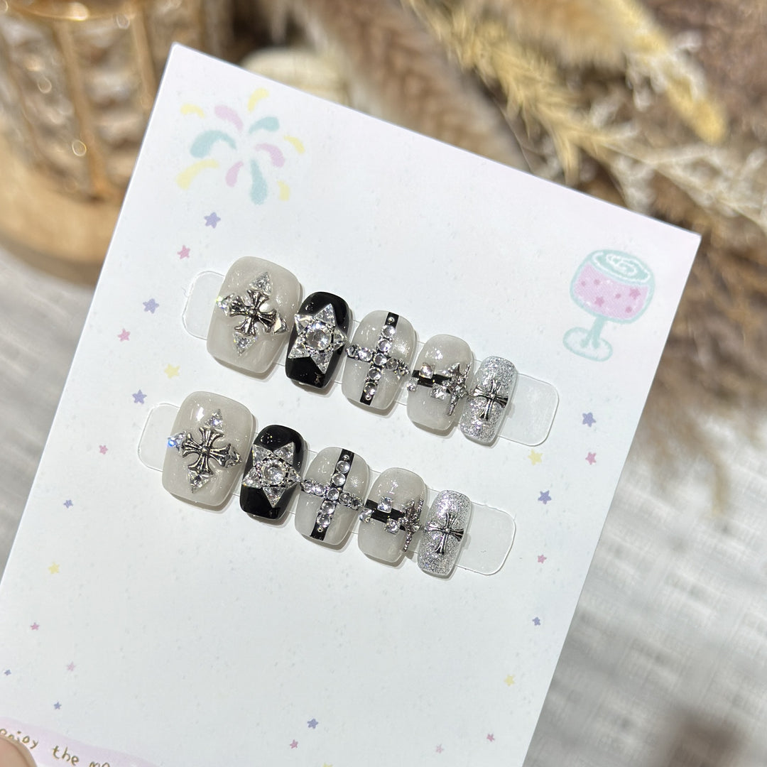 Artistic Press-On Nail Art Set with Gemstone Accents Stornfield