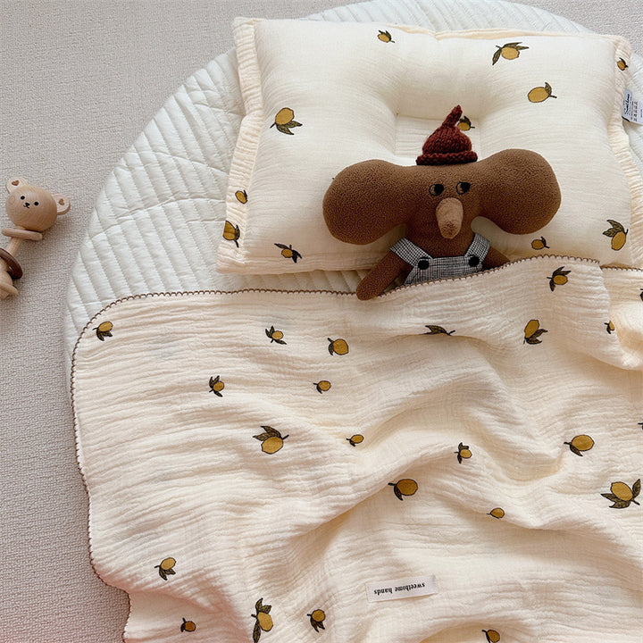 Unisex Cozy Muslin Blanket with Delicate Flower Pattern Stornfield