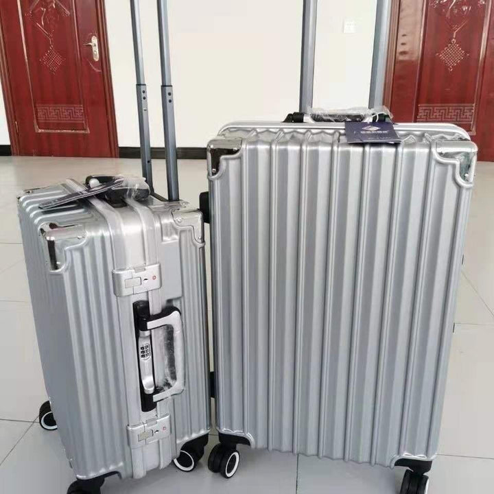 Hard-shell suitcase Stornfield
