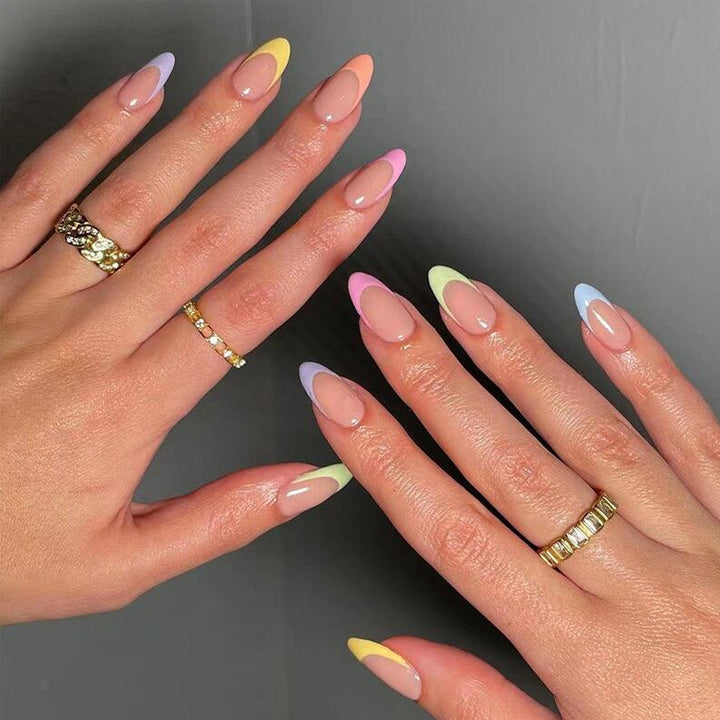 Acrylic nail set with gentle gradient and elegant tips Stornfield