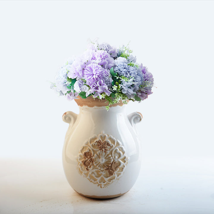 Elegant ceramic vase with decorative pattern Stornfield