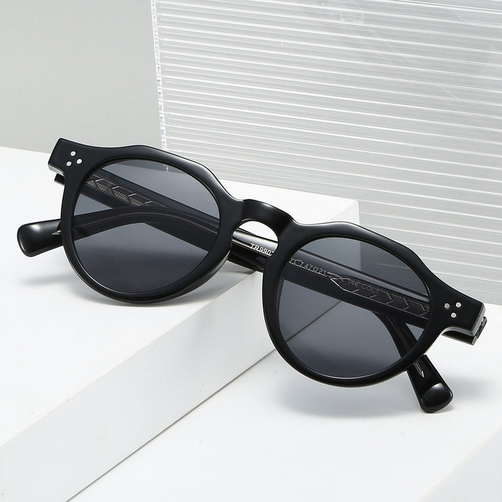 Women's Stylish Sunglasses in Innovative Octagonal Design Stornfield