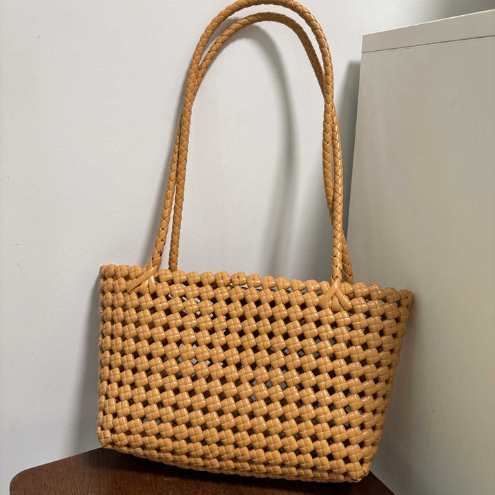 Hand-knotted everyday bag Stornfield