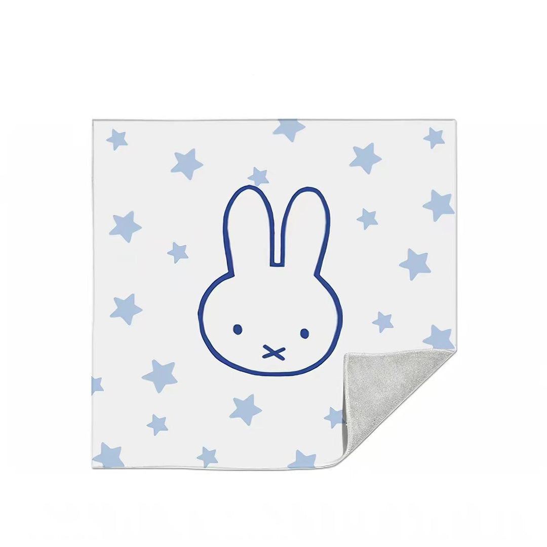 Ultra-Soft Bunny Print Fleece Throw Blanket