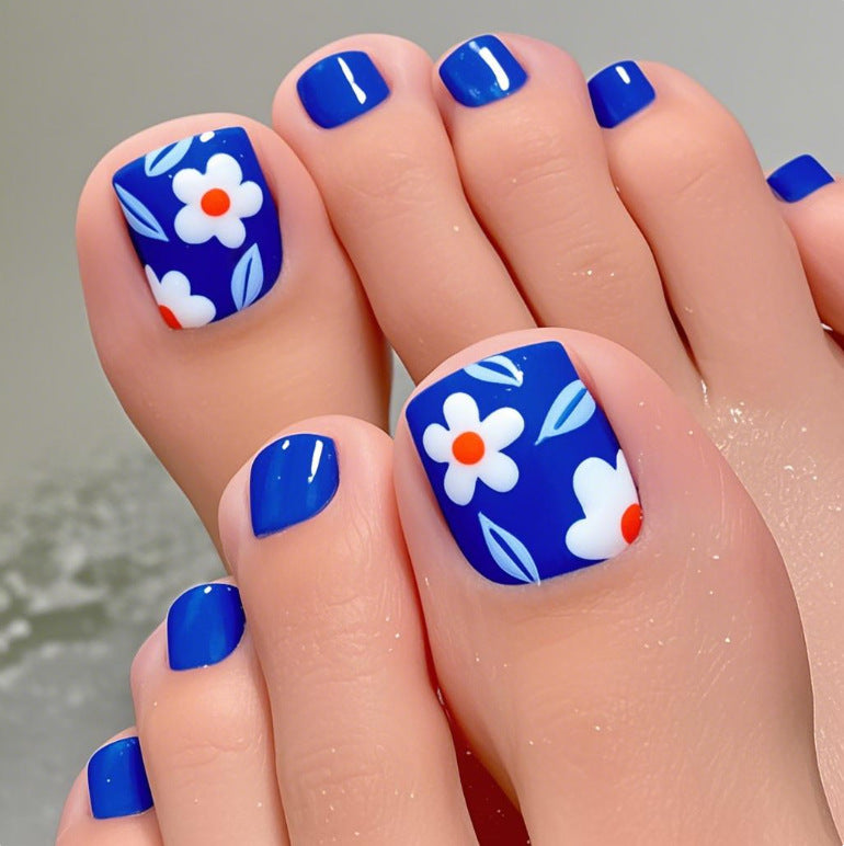Decorative Floral Nail Design Stornfield