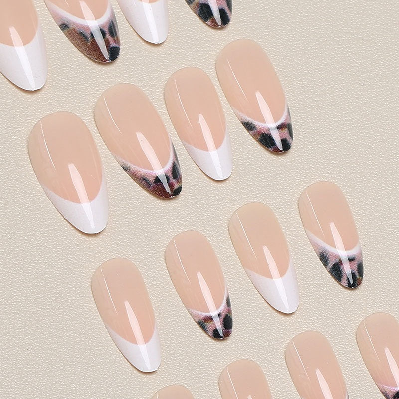 Chic Animal Print Press-On Nail Set