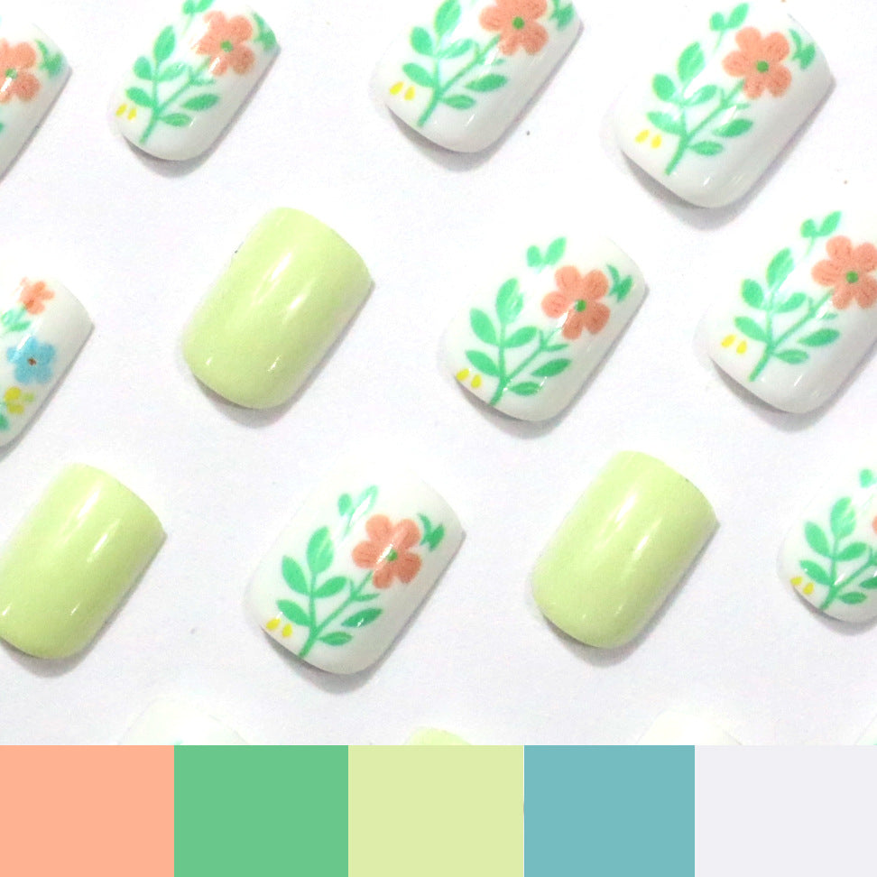 Artistic Floral Nail Art Stornfield 1789915913