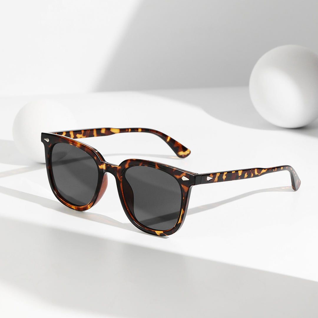 Ladies elegant Cat-Eye sunglasses with UV protection Stornfield