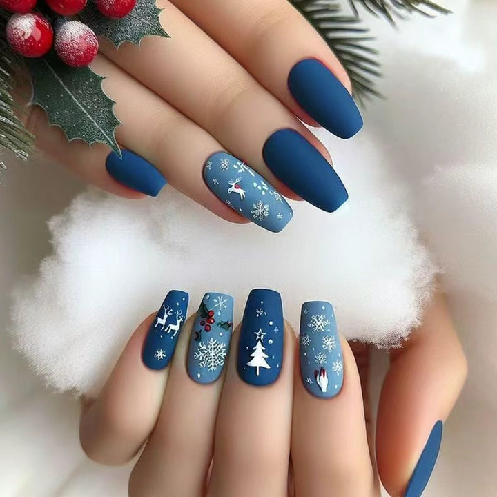 Artificial nails with festive winter design Stornfield