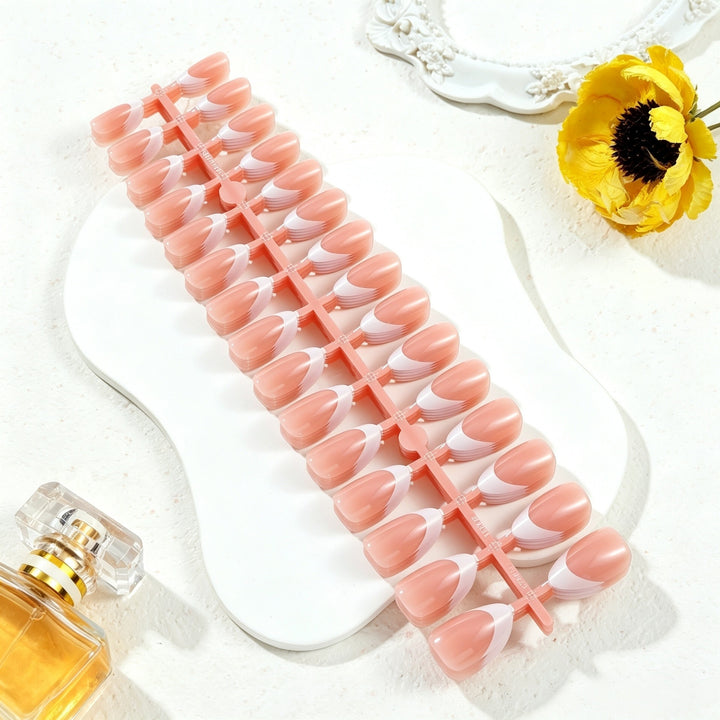 Decorative Press-On Nail Tips Stornfield